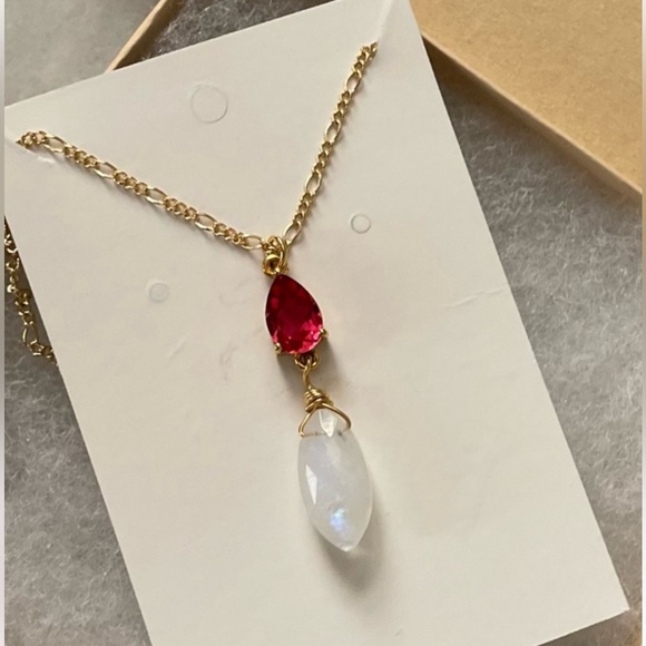 🌙 22K Gold Iridescent Moonstone & Pink Tourmaline Handmade Pendant Necklace - Picture 5 of 5